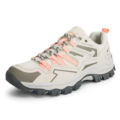 Wanderschuhe mit atmungsaktiver Mesh-Membran und robuster Sohle
