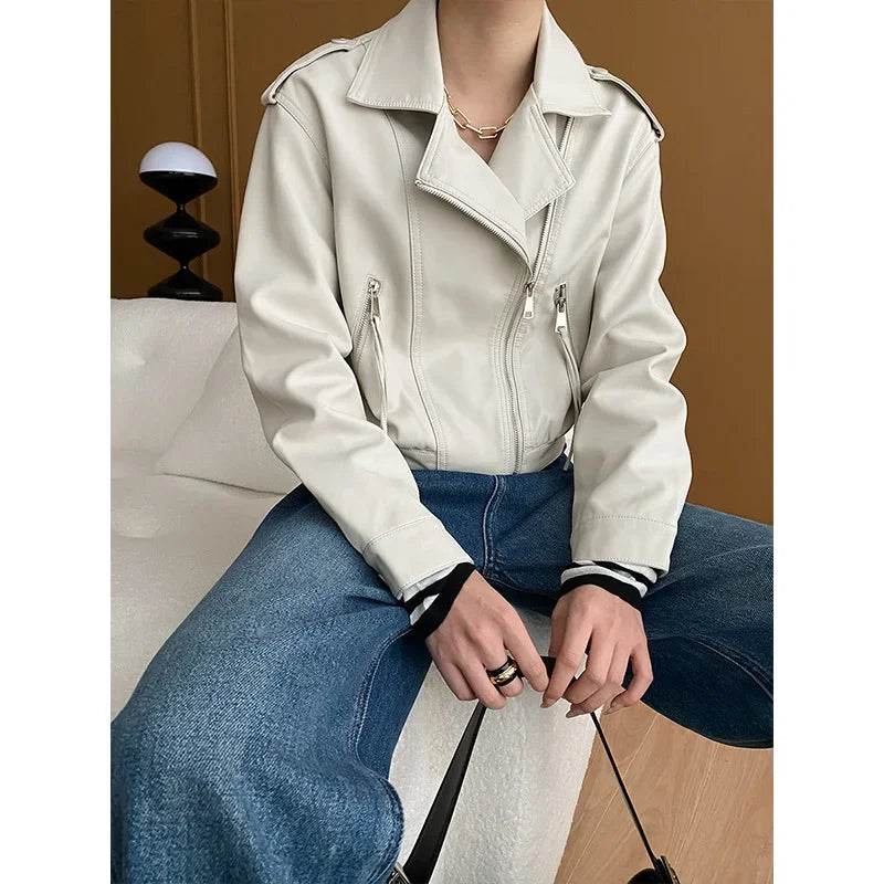 Stilvolle Damenjacke Heartbeats Design