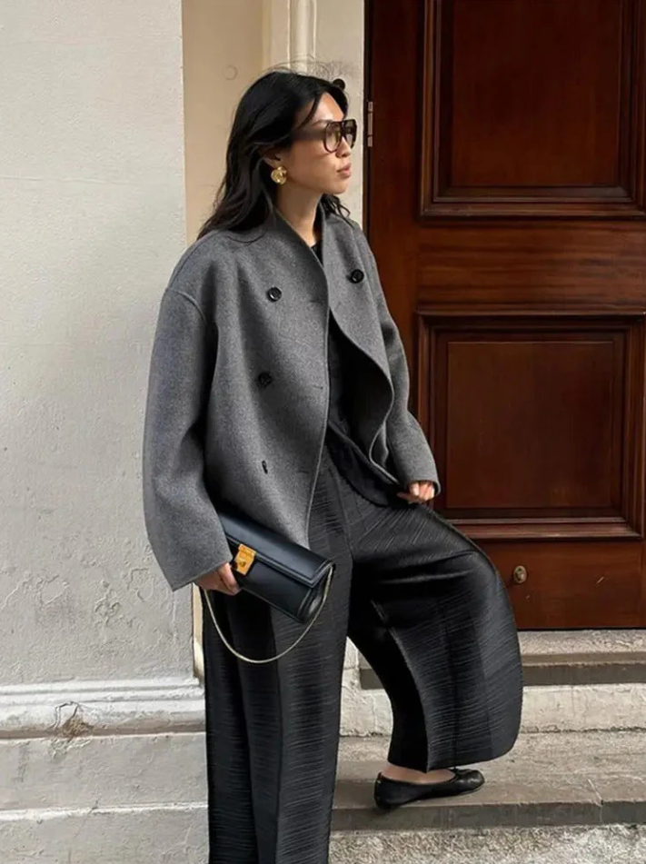Modischer Damenmantel Oversized Schnitt