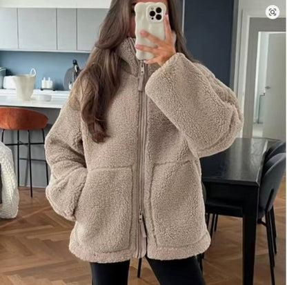 Weiche Damenwolljacke Gemütlich