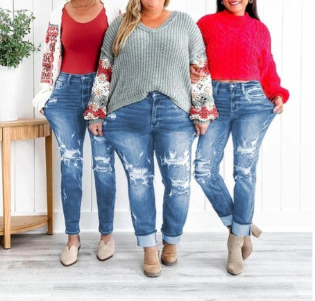 Ripped Boyfriend Jeans mit Bündchen
