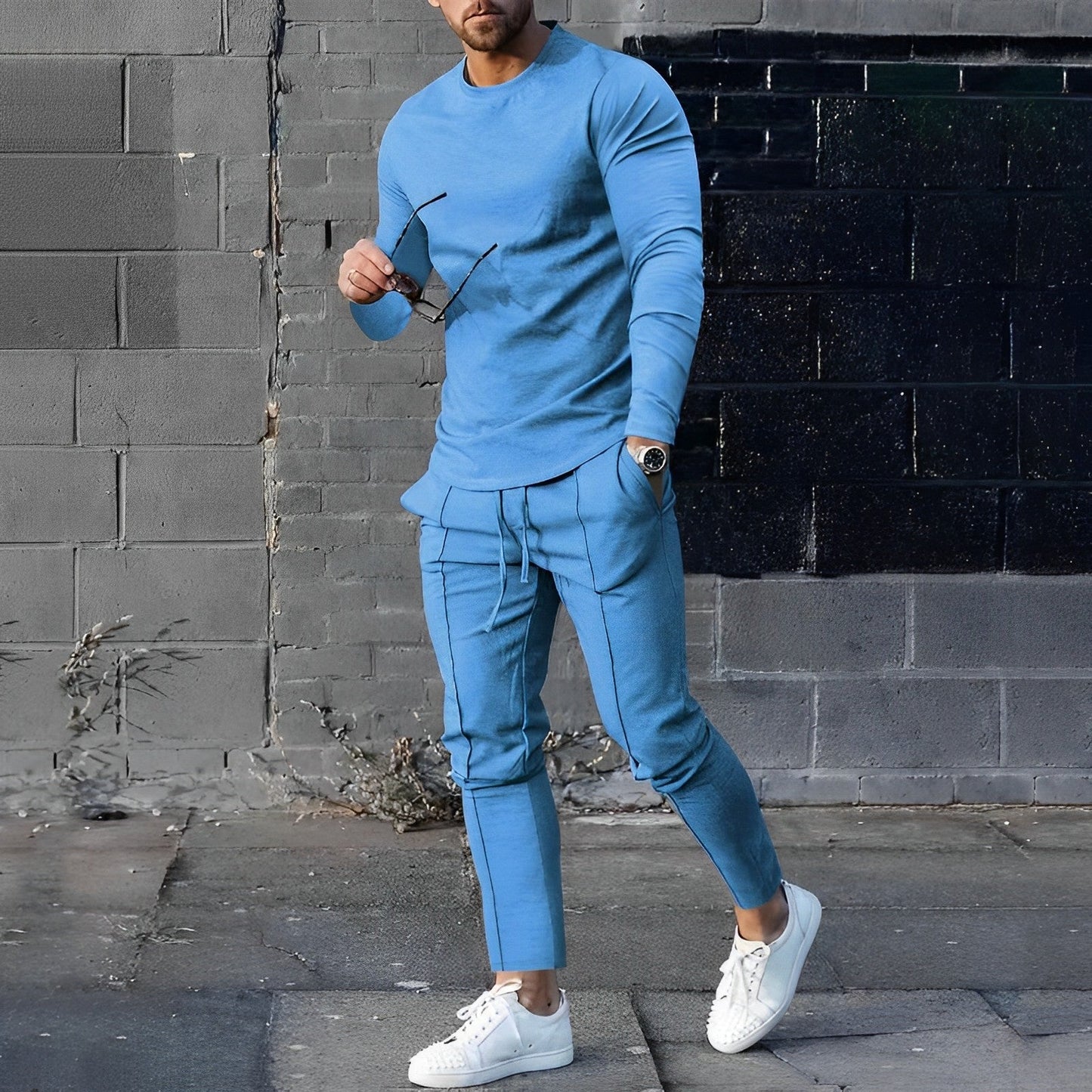 Klassische Outfit-Kombi Pullover Hose