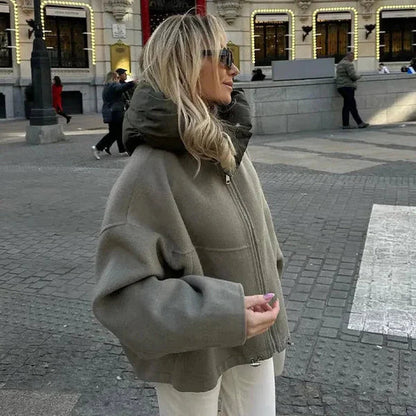 Stylische Damenjacke mit Kapuze Trendy Design