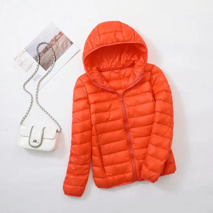 Kapuzen-Daunenjacke Warm Winter