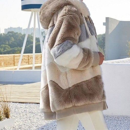 Plüschjacke Damen Weich Warm & Stilvoll - IdealeKleiden
