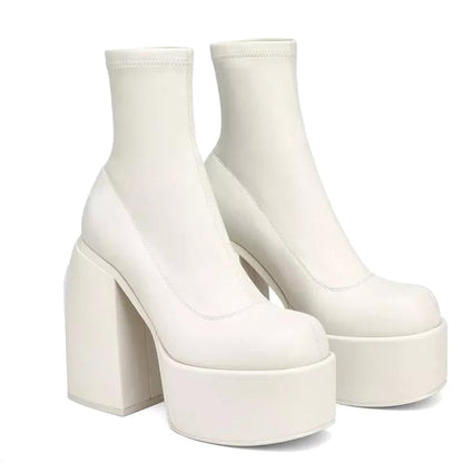 Stilvolle Plattformstiefel High Heel Chunky Sohle Modern