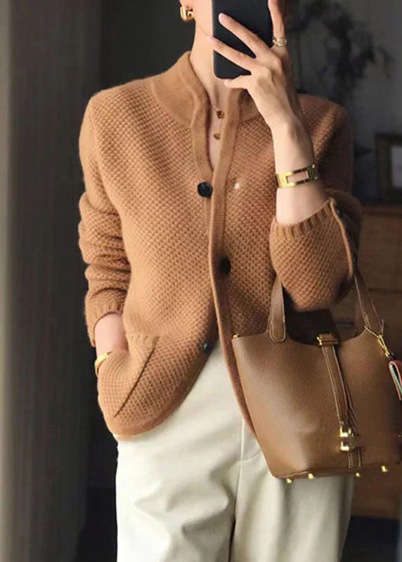 Bequemer Strickcardigan Mit Knöpfen