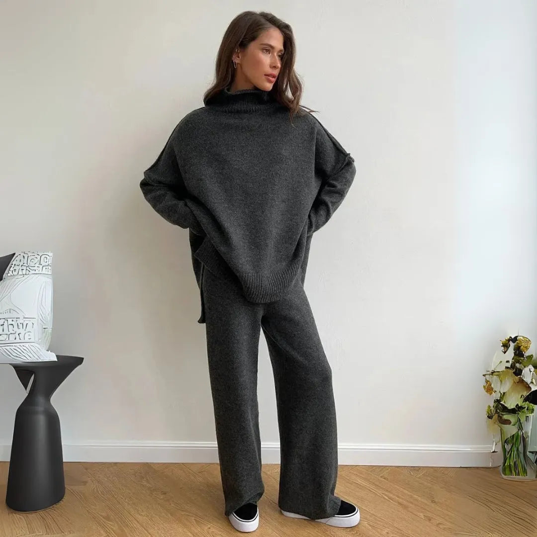 Übergroßes Loungewear Set mit Rollkragenpullover und Joggerhosen
