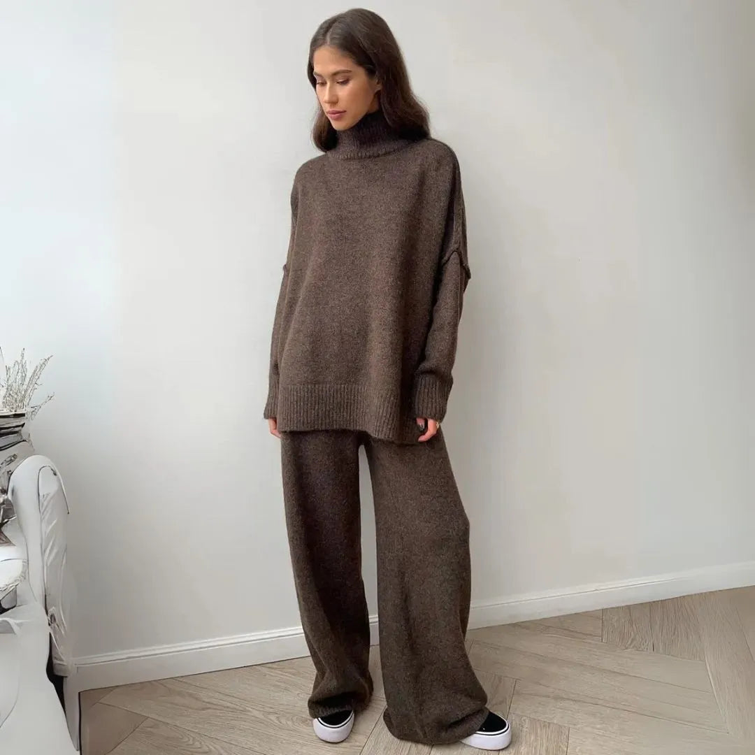 Übergroßes Loungewear Set mit Rollkragenpullover und Joggerhosen