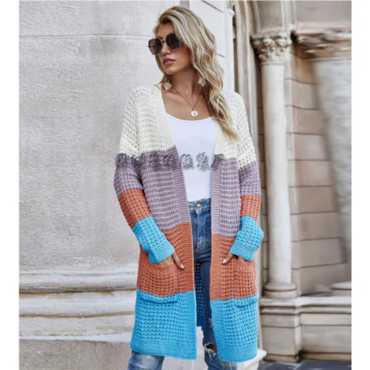 Elegante Damenstrickjacke Modern Design