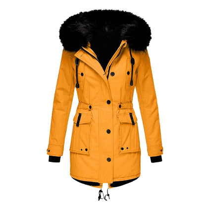 Stylischer Wintermantel mit Kapuze und Taille