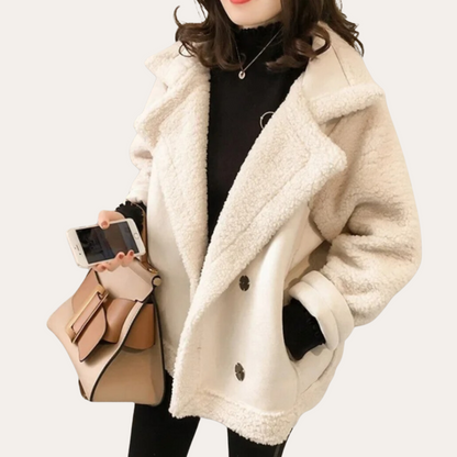 Modische Lederjacke Frauen Trend