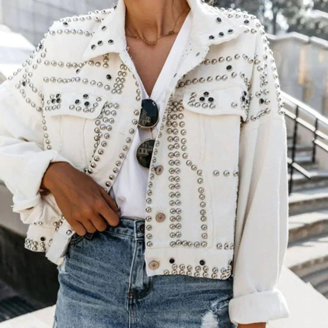 Stylische Lederjacke Mit Nieten