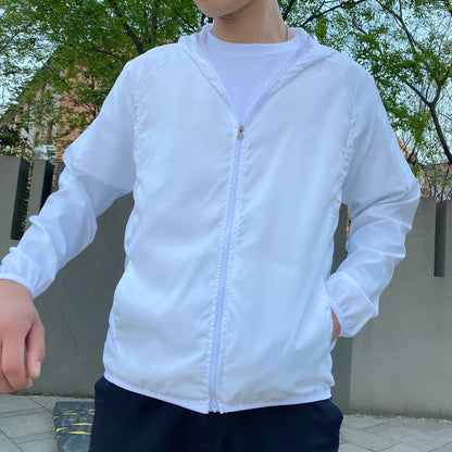 Leichte Herren Windjacke mit Kapuze