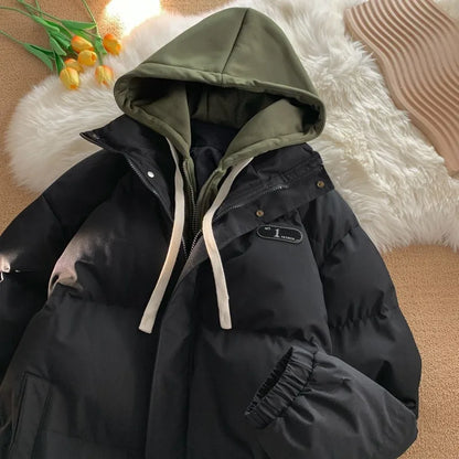 Praktischer Unisex-Mantel mit Kapuze