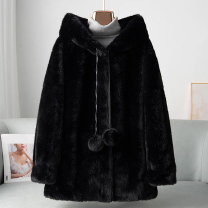 Stylische Faux-Fur-Jacke mit Bommel-Details