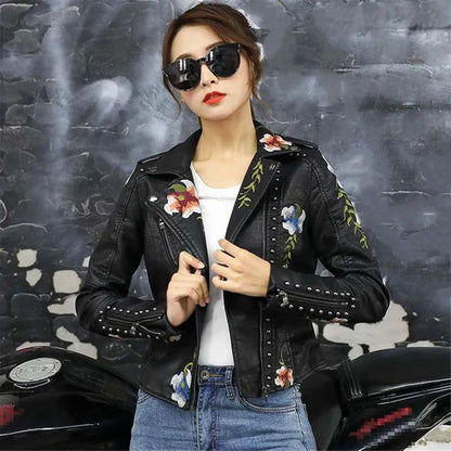 Lederjacke Damen Blumenstickerei Nietenstyle