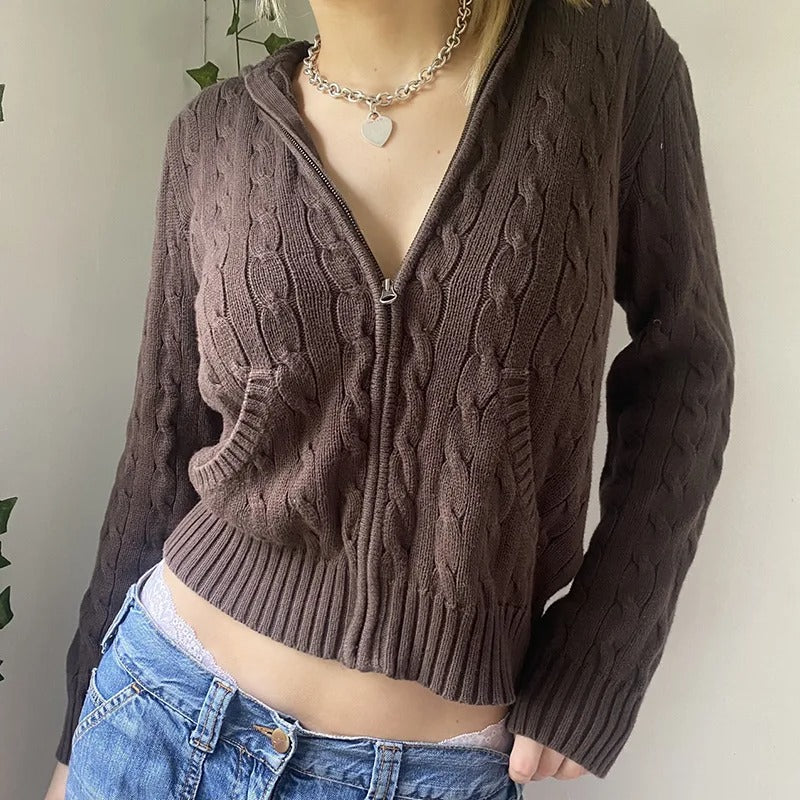 Kuscheliger Kapuzenpulli mit Knöpfen