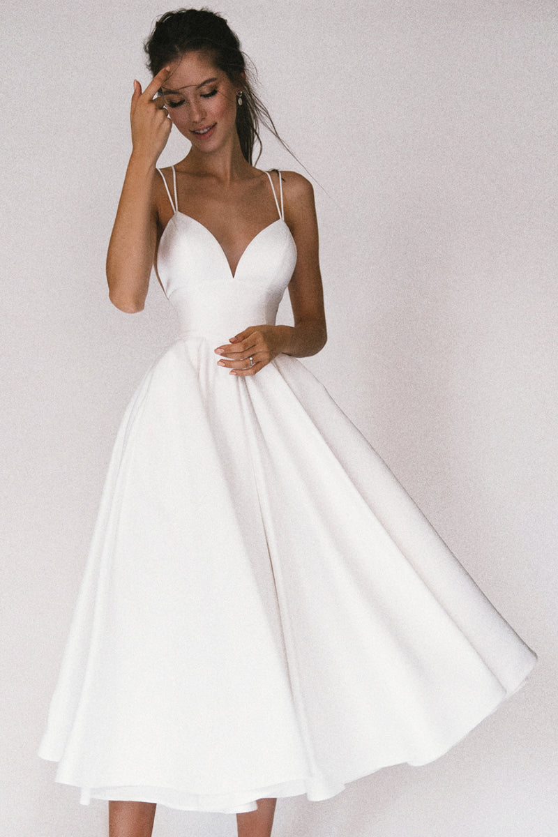 Elegantes Damen-Kleid V-Ausschnitt Modern