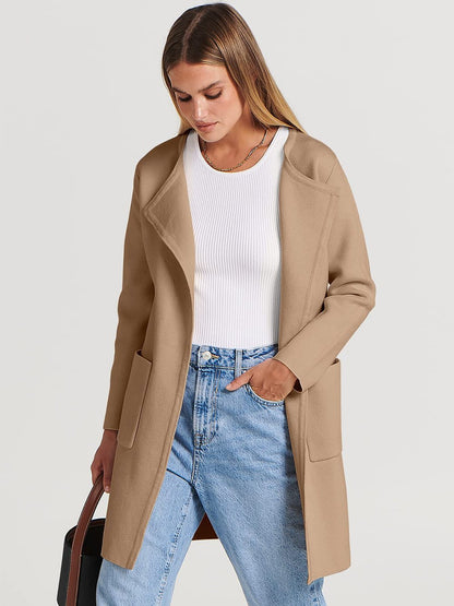 Stilvolle Damenjacke Mit Revers