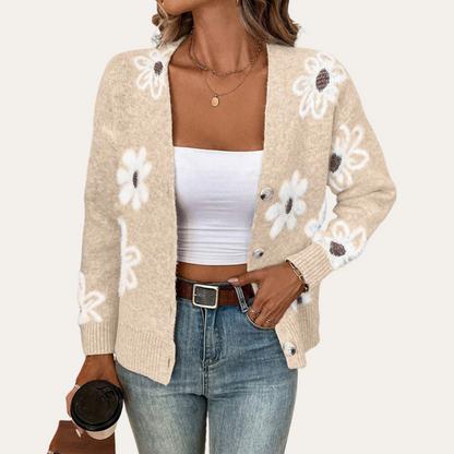 Stylische Damenstrickjacke Modern