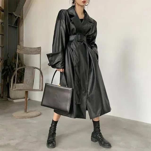 Stylischer Damen Leder-Trenchcoat Schwarz Oversized