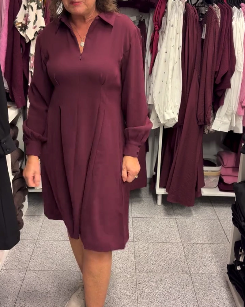 Elegante Frauenkleid Mit Schwingrock