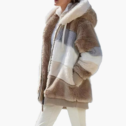 Stylische Winterjacke Streifenmuster