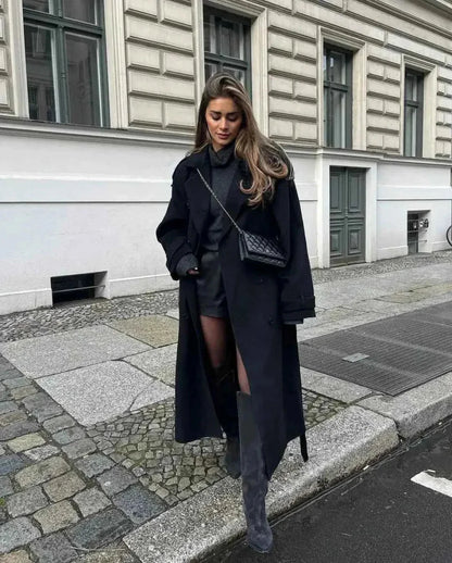 Stylischer Damen Trenchcoat Schwarz Oversize mit Gürtel