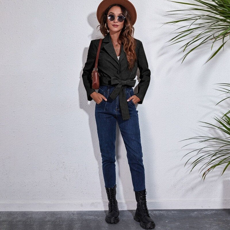 Stylische Damenjacke Crop-Style Trendy