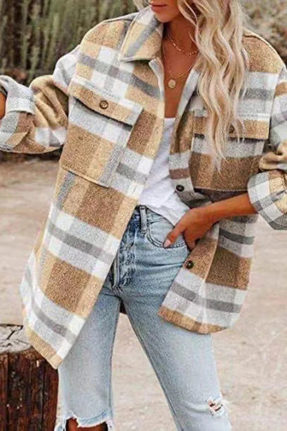 Modische Karo-Jacke Damen mit praktischen Taschen