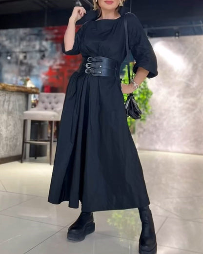 Elegantes Einfarbiges Kleid mit Quadrat-Ausschnitt