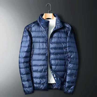Warme Daunenjacke Damen Slim Fit Wasserfest