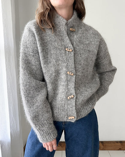 Modische Strickjacke Stehkragen Elegante Knöpfe