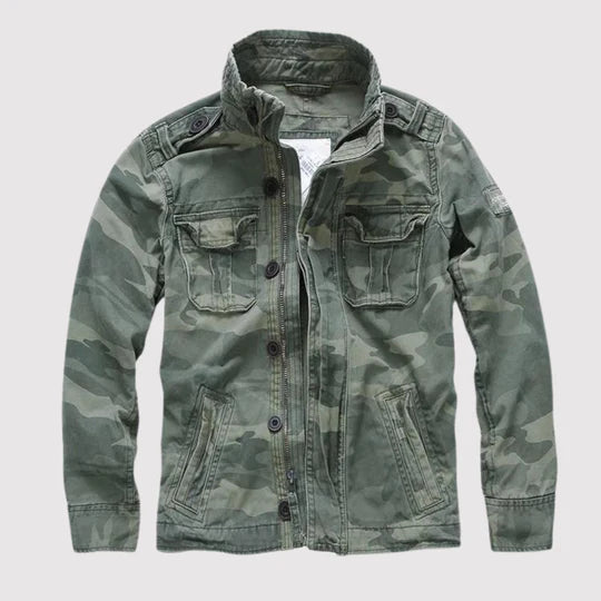 Praktische Outdoor-Jacke Mit Vielen Taschen