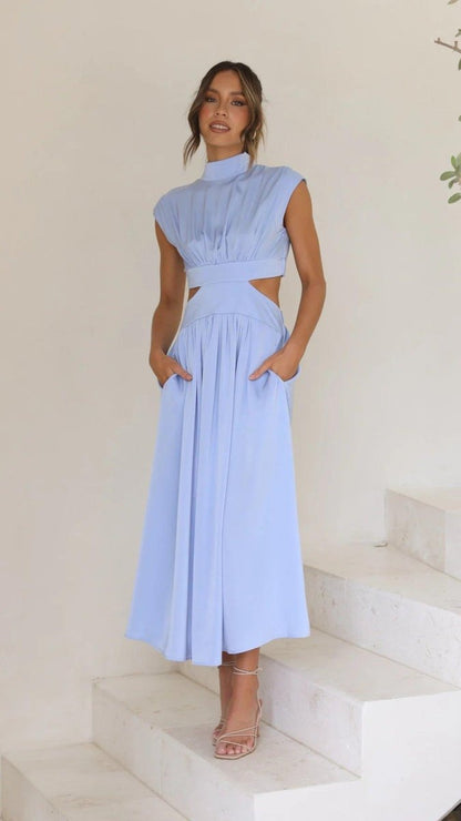 Elegantes Midikleid mit Cut-Outs und Stehkragen