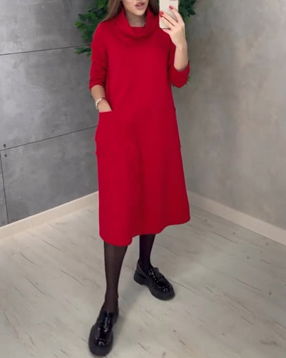 Kleid Mit Rollkragen Und SeitenTaschen - IdealeKleiden