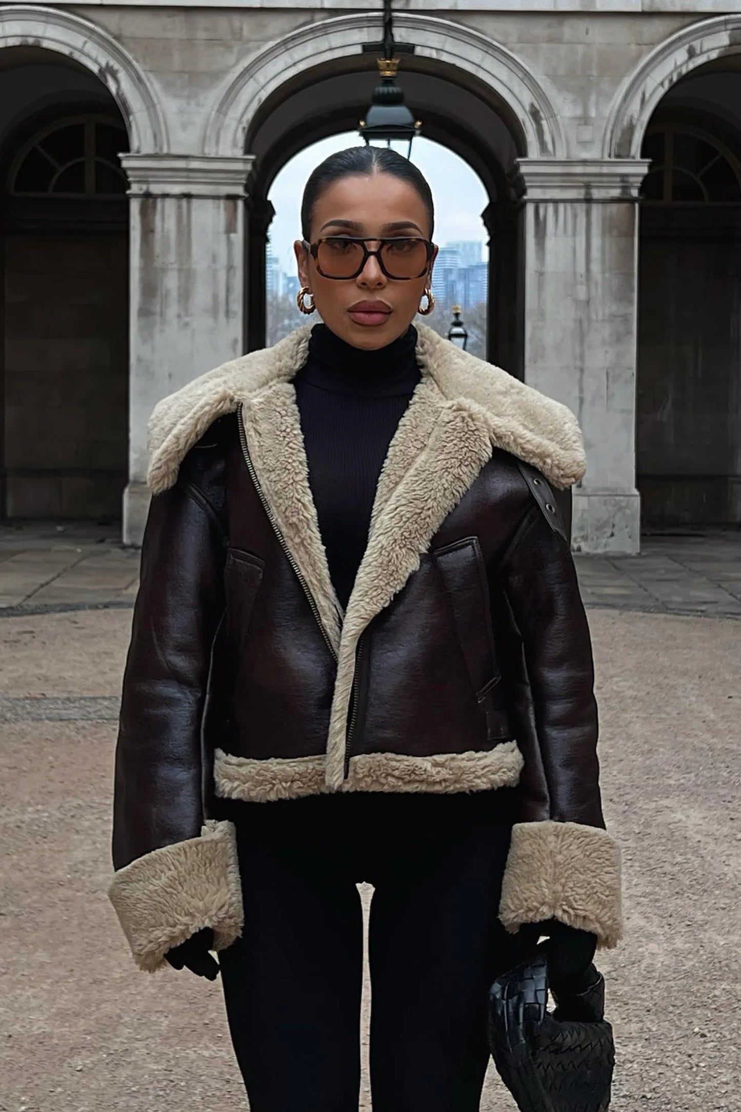Übergrößene Kunstlederjacke Shearling Style