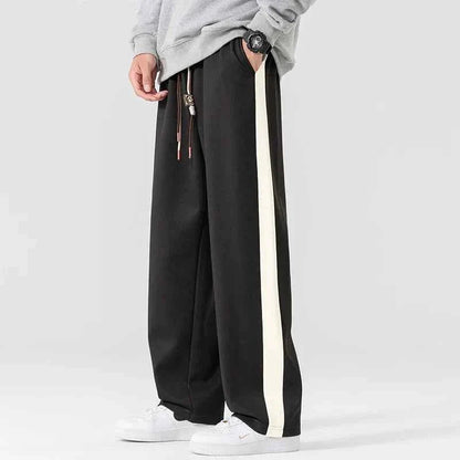 Sportliche Herren Jogginghose Streifen Design
