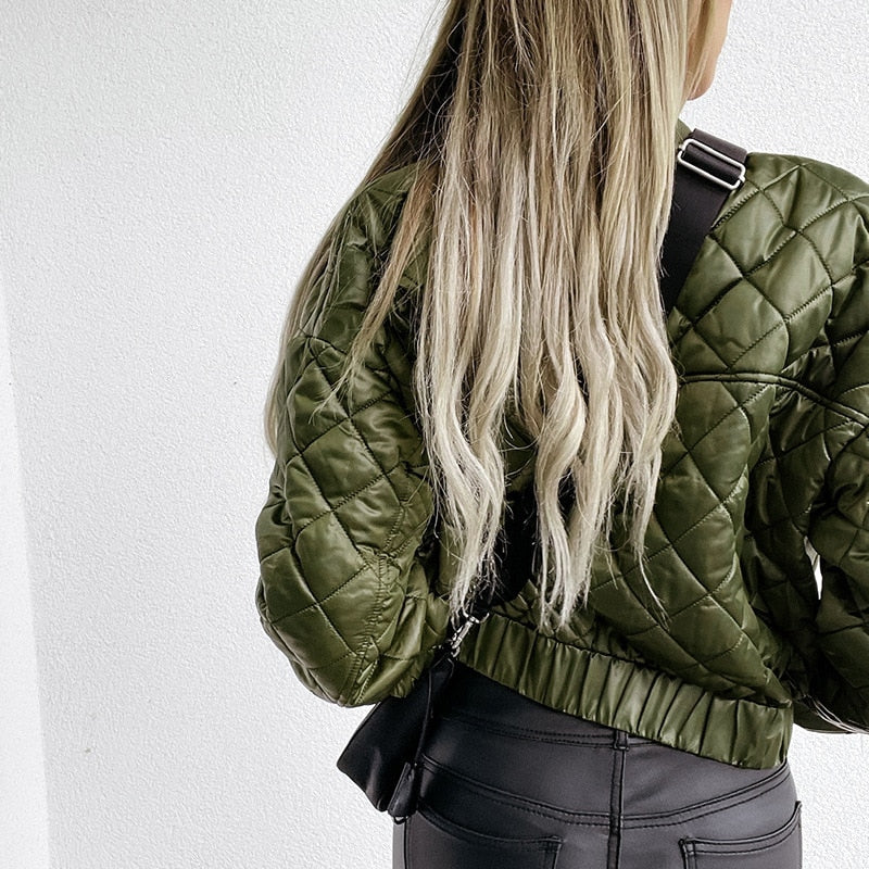 Kurze Steppjacke Bomber Style Damen - IdealeKleiden
