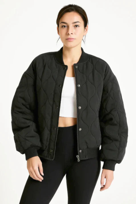 Große Steppjacke Bomberstyle Modern