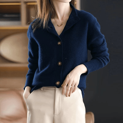 Luxuriöse Cashmere Strickjacke Elegantes Design
