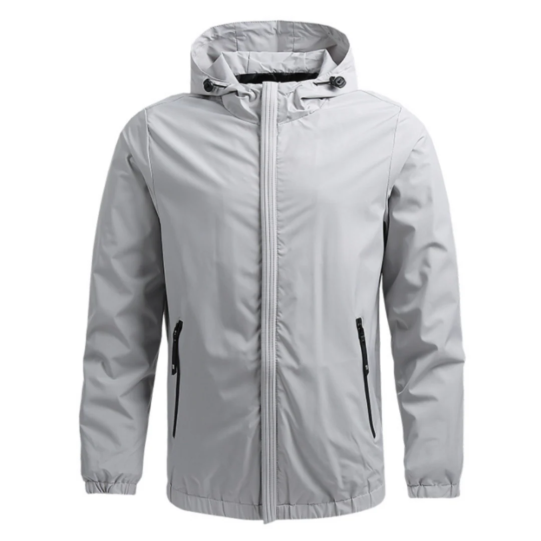 Praktisches Outdoor-Kleid Mit Kapuze