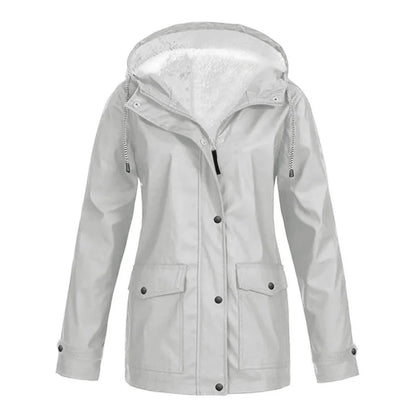 Wetterfeste Jacke mit Kapuze und Kunstfellfutter