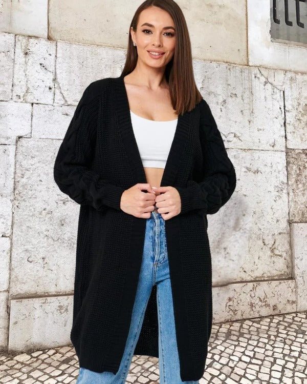 Große Strickjacke Oversized Wolle Kabelmuster