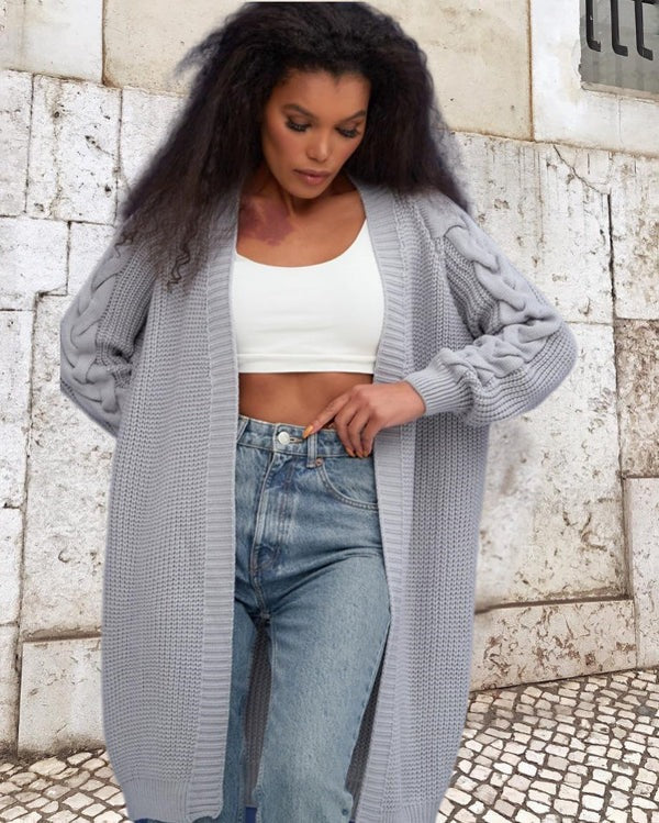 Große Strickjacke Oversized Wolle Kabelmuster