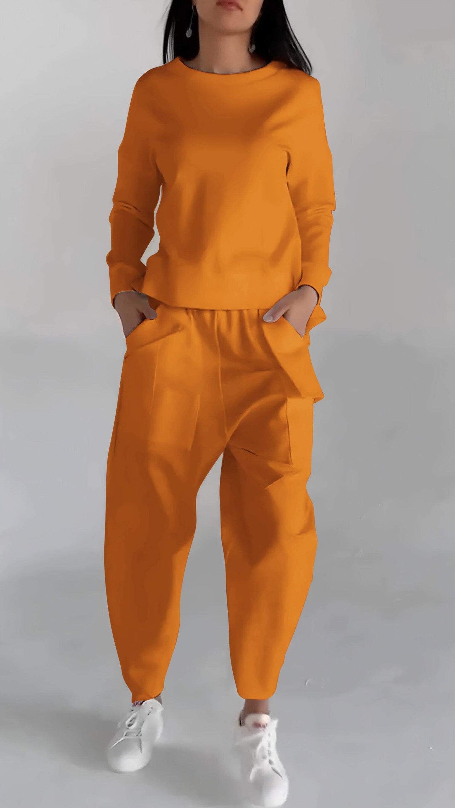 Praktische Damenkleidung mit Leichtem Oberteil Look