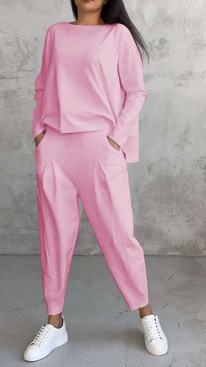 Weite Lounge-Set: Übergröße Top und Hose aus Weichem Strick