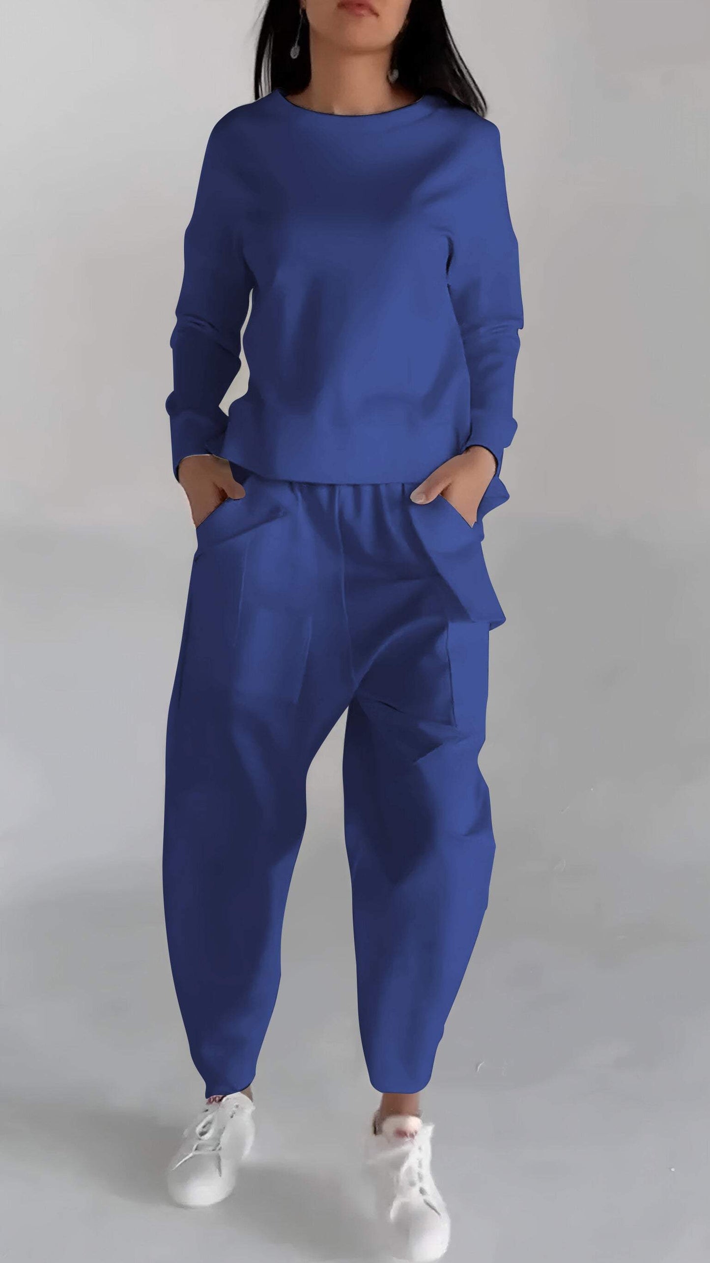 Praktische Damenkleidung mit Leichtem Oberteil Look