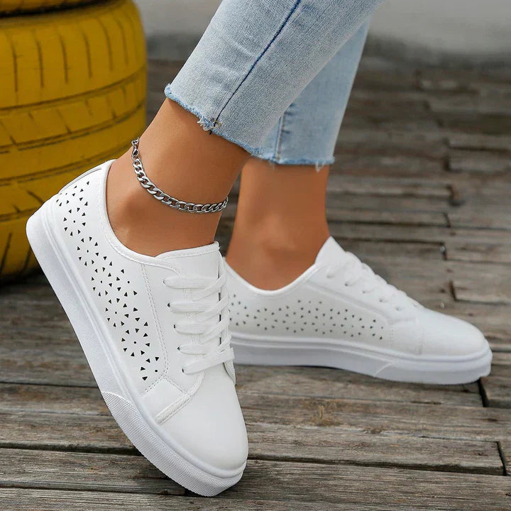 Damen Sneaker Beige Schnürsenkel